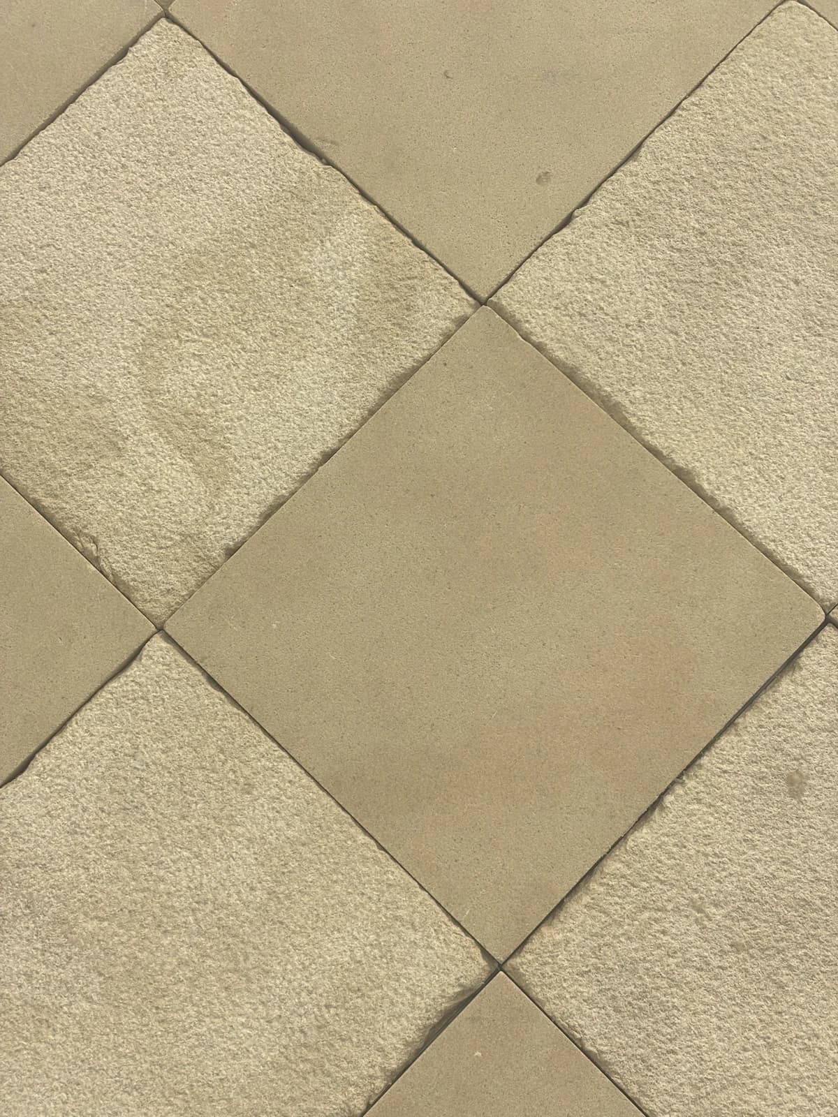 Atlas Beige Château Poli — Atlas Beige with Château Poli finish, Moroccan natural stone texture