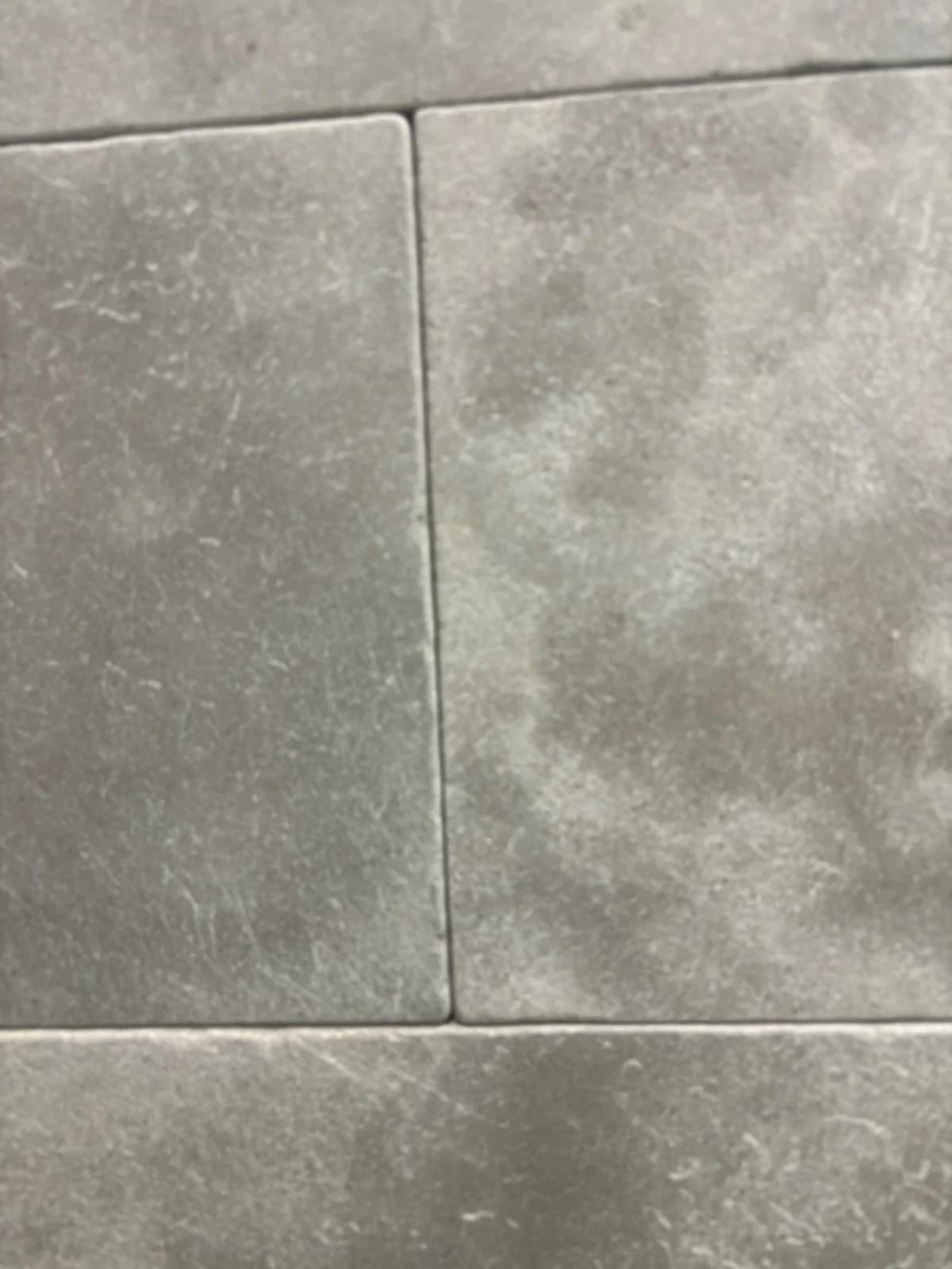Atlas Gris Poli Mat Vieilli — Atlas Gris with Honed Aged finish, Moroccan natural stone texture